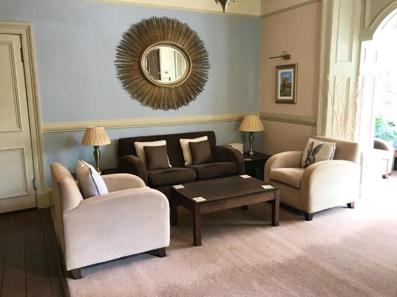 Abbotsford Lodge image