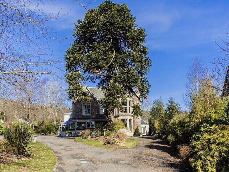 Abbotsford Lodge image