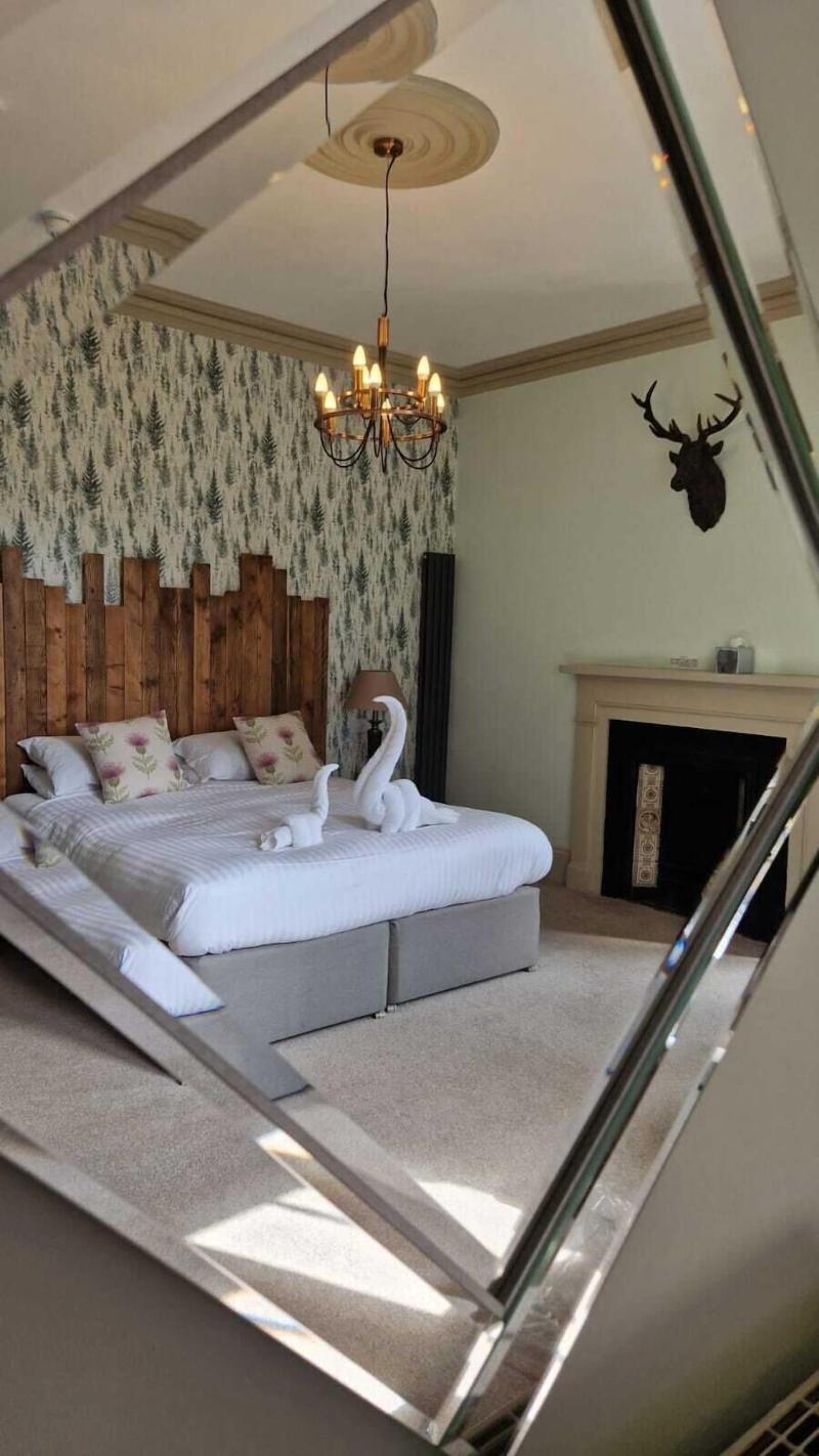 Abbotsford Lodge image