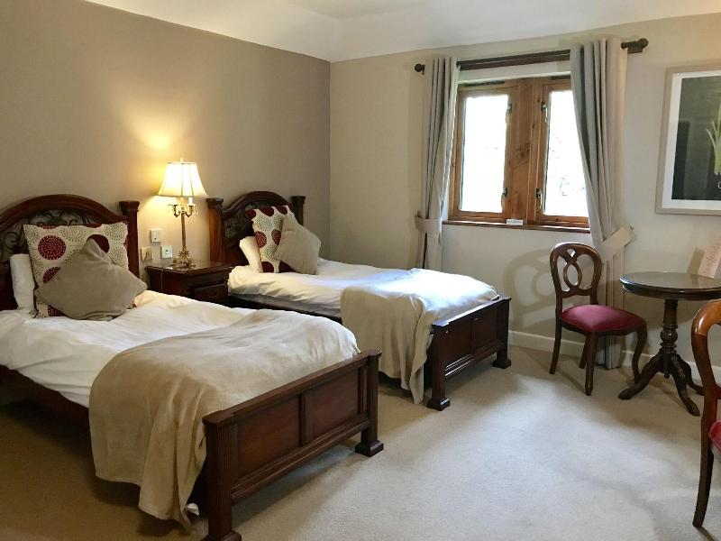Camden Arms Hotel image