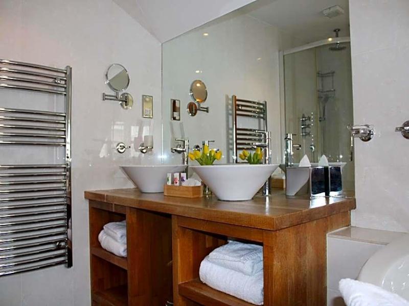 The Chequers Inn image