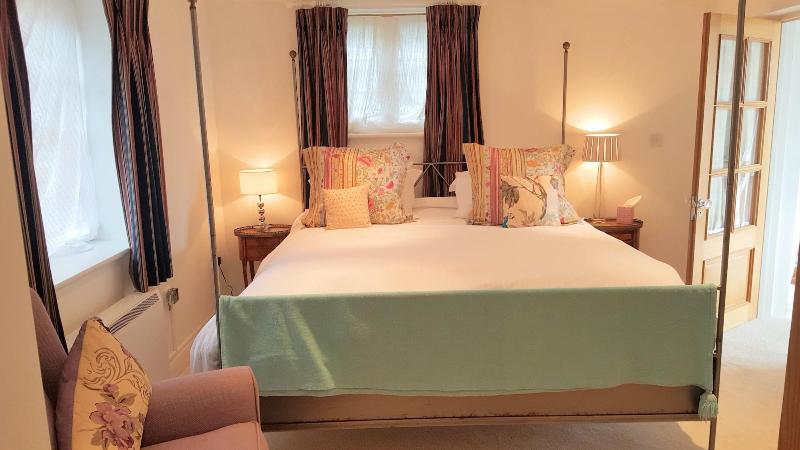 Moaps Farm Bed And Breakfast image