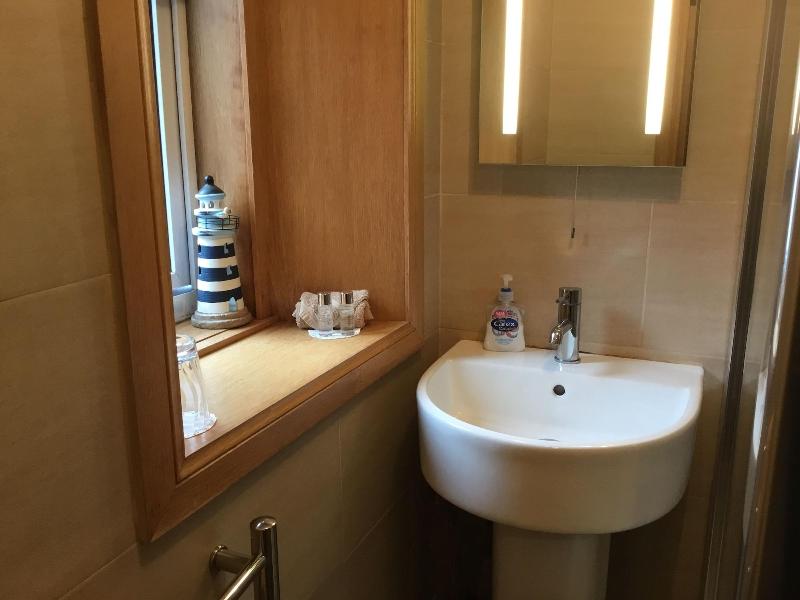 Lakeview Guest House image