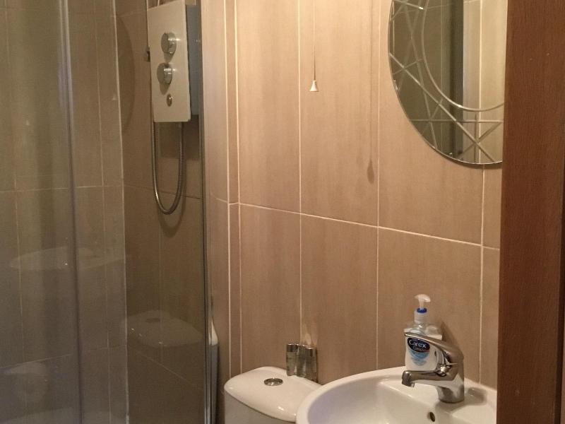 Lakeview Guest House image