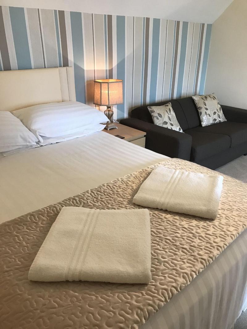 Highcliffe Hotel image