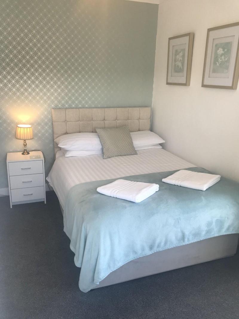 Highcliffe Hotel image