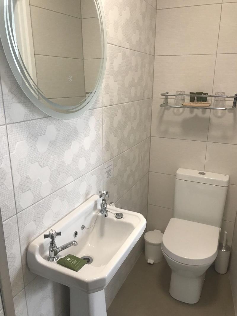 Highcliffe Hotel image