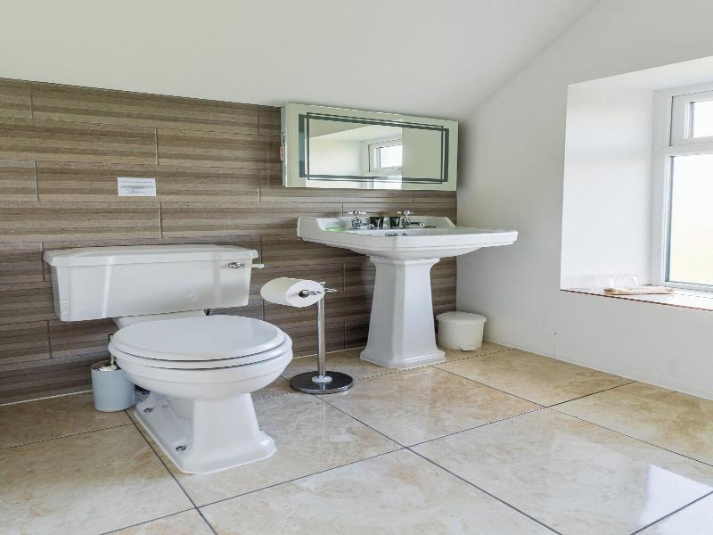 Highcliffe Hotel image