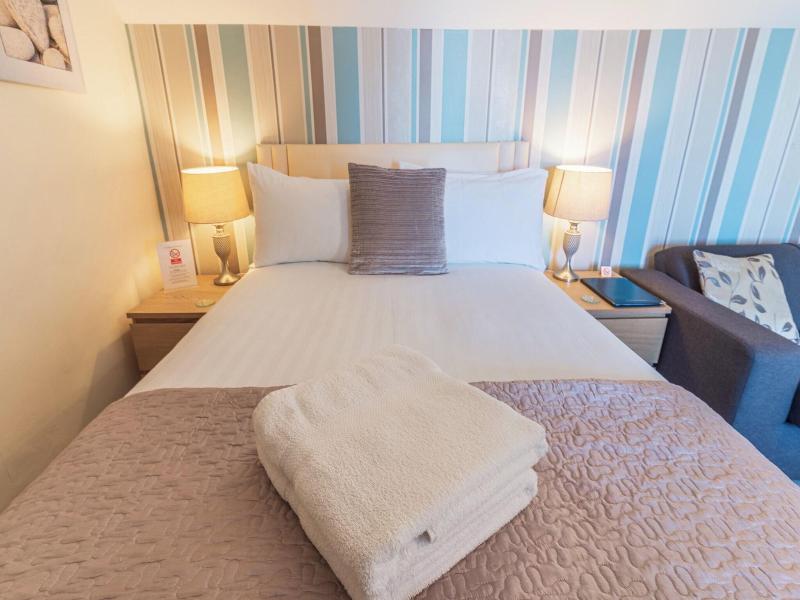 Highcliffe Hotel image