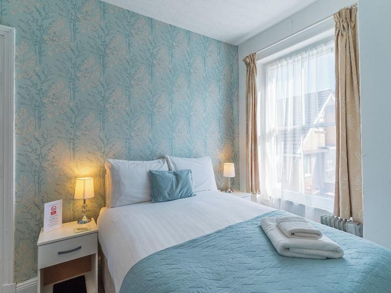 Highcliffe Hotel image