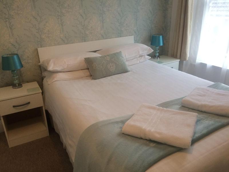 Highcliffe Hotel image