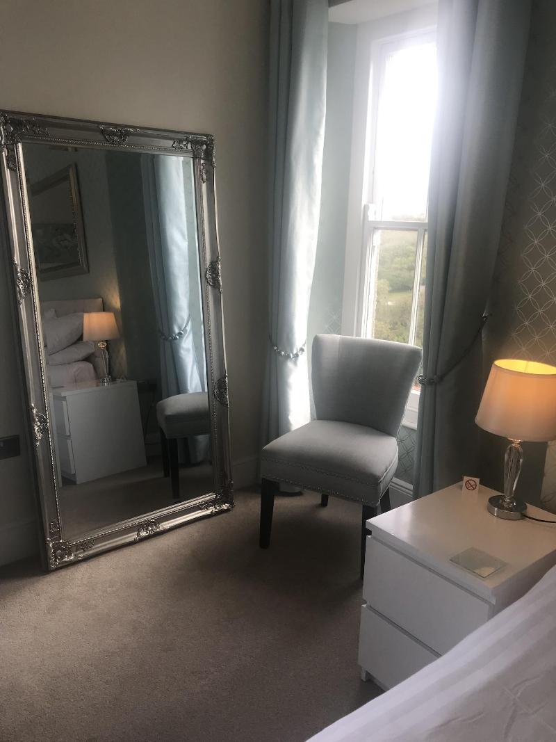 Highcliffe Hotel image