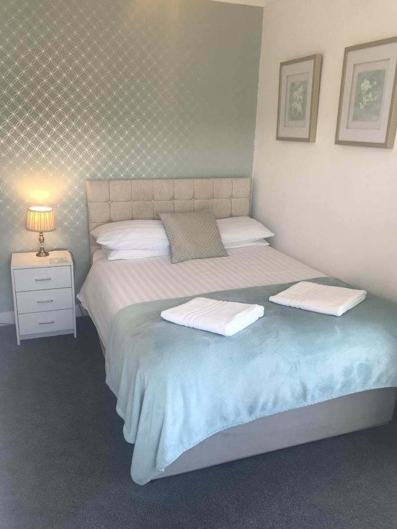 Highcliffe Hotel image