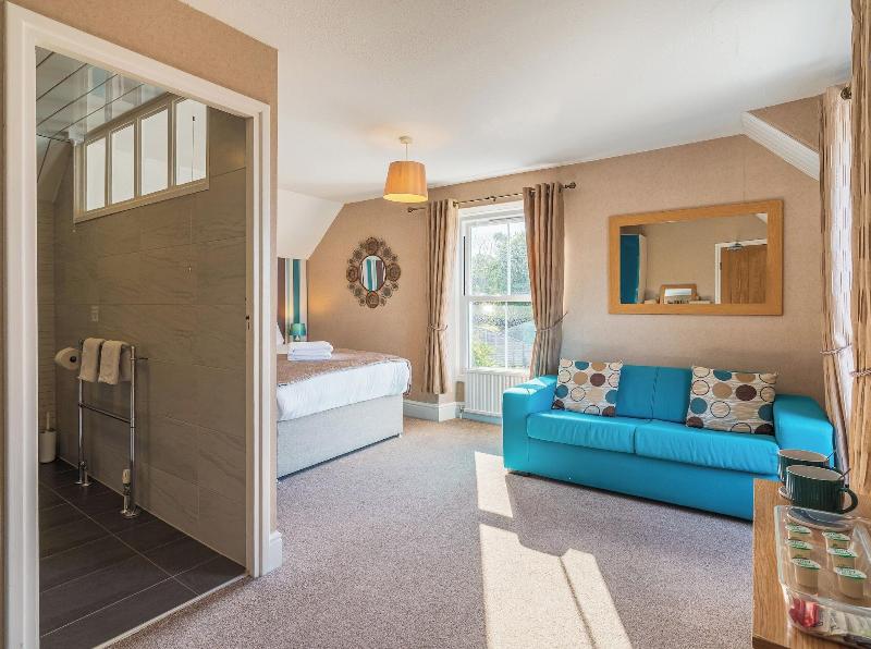 Highcliffe Hotel image