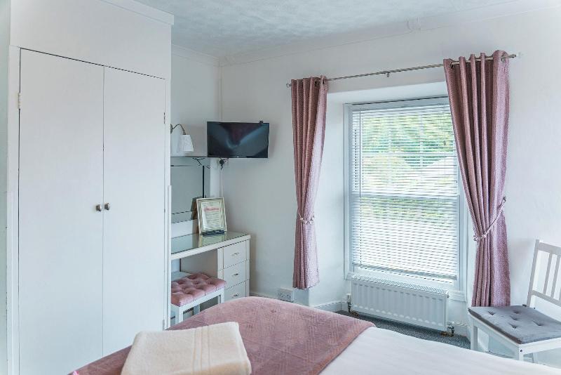 Highcliffe Hotel image