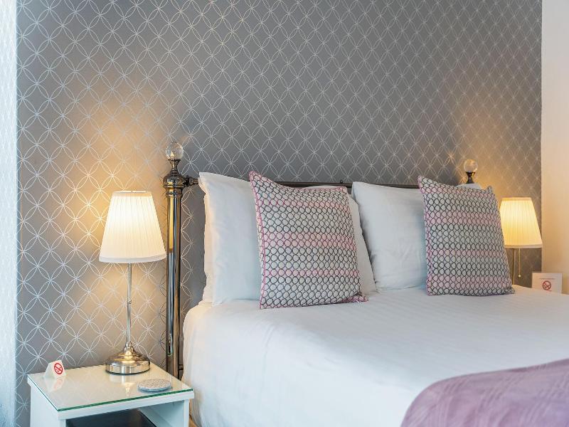 Highcliffe Hotel image