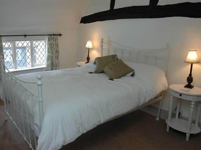 The Brocket Arms image