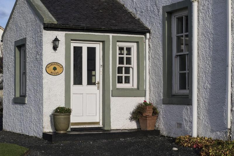 Glenegedale House image