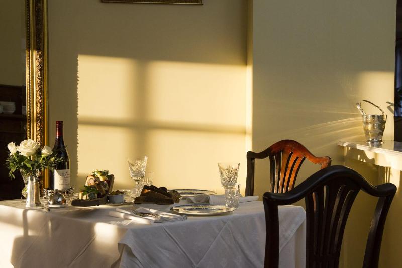 Glenegedale House image 2