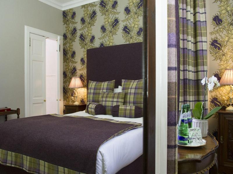 Glenegedale House image