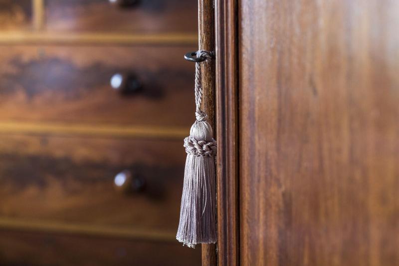 Glenegedale House image