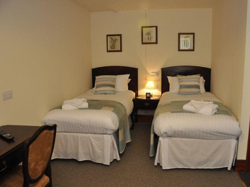 The Black Horse Inn image