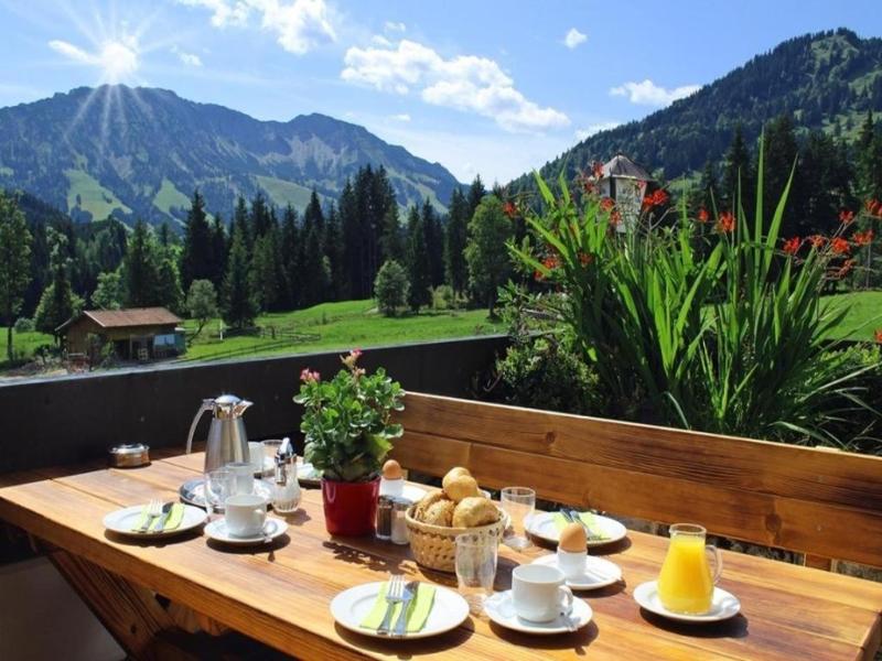 Berg- und Aktivhotel Edelsberg image