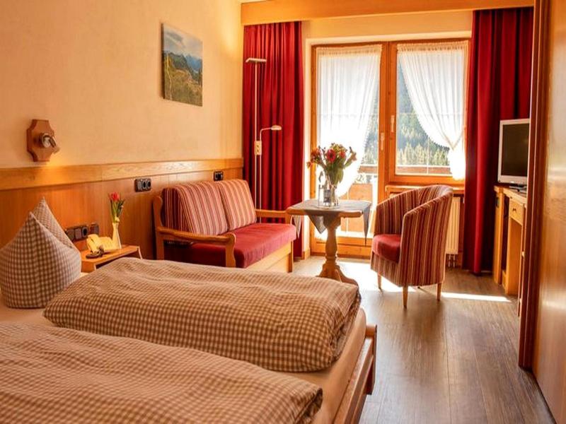 Berg- und Aktivhotel Edelsberg image