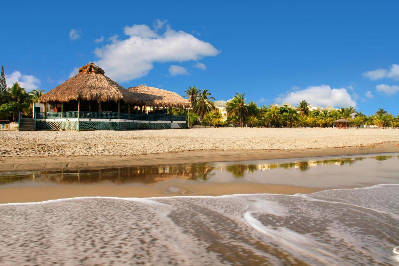 Telamar Resort image