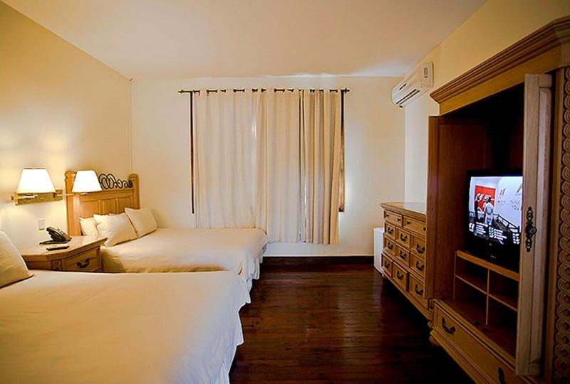 Telamar Resort image