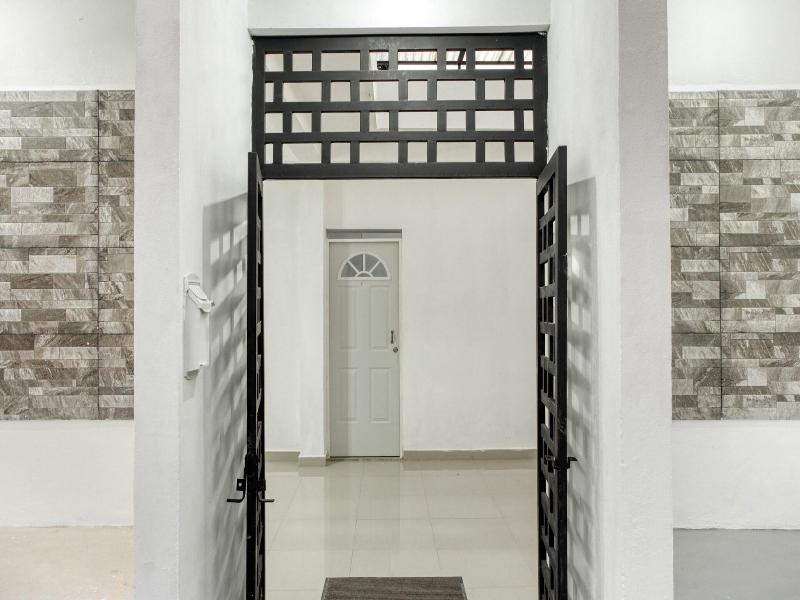 Oyo Hotel Casa Ariana image