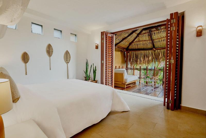 La Villa Luz Adults Only image