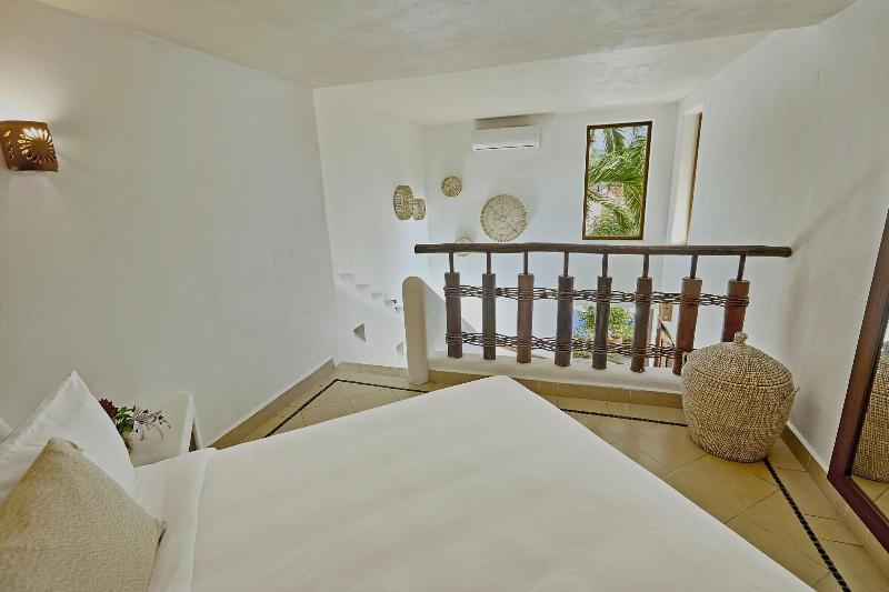 La Villa Luz Adults Only image