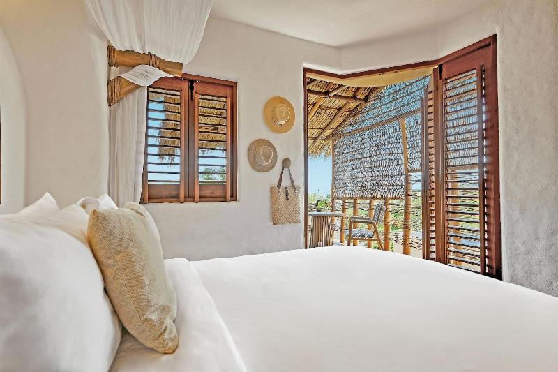 La Villa Luz Adults Only image