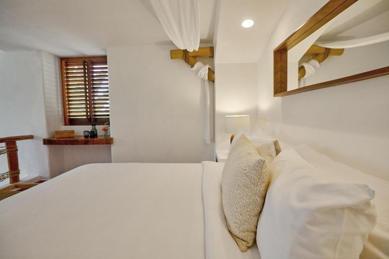 La Villa Luz Adults Only image