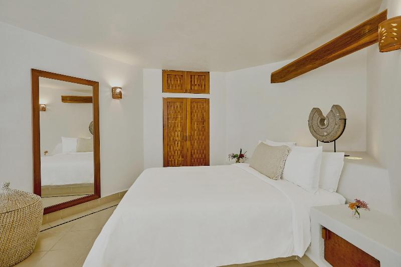 La Villa Luz Adults Only image