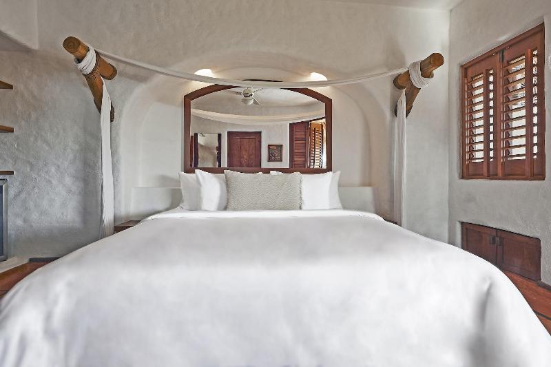 La Villa Luz Adults Only image