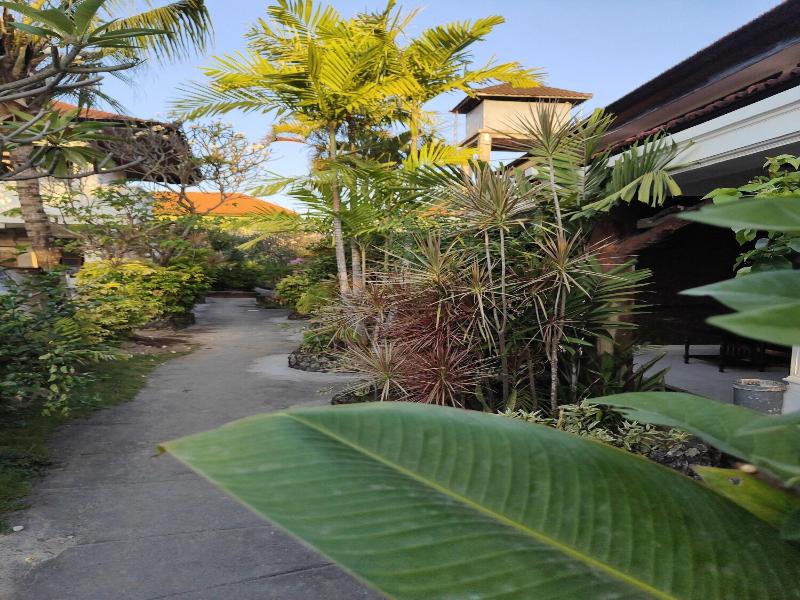 Berlian Beach Inn Kuta image