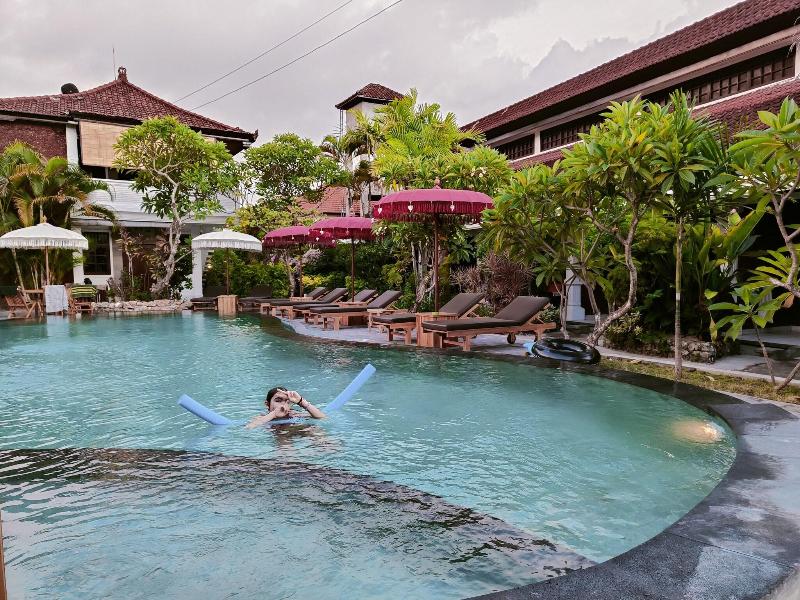 Berlian Beach Inn Kuta image
