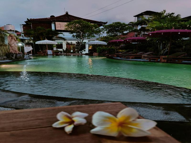 Berlian Beach Inn Kuta image