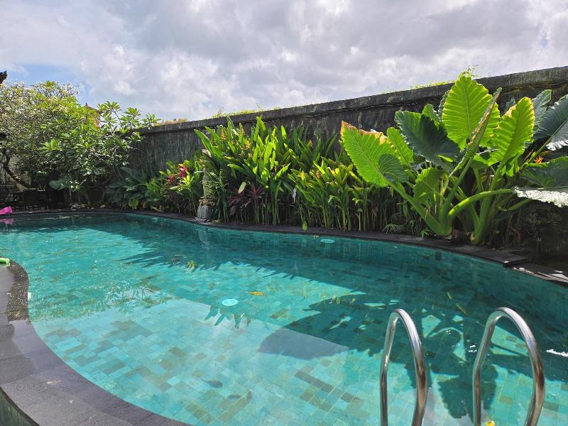 Berlian Beach Inn Kuta image