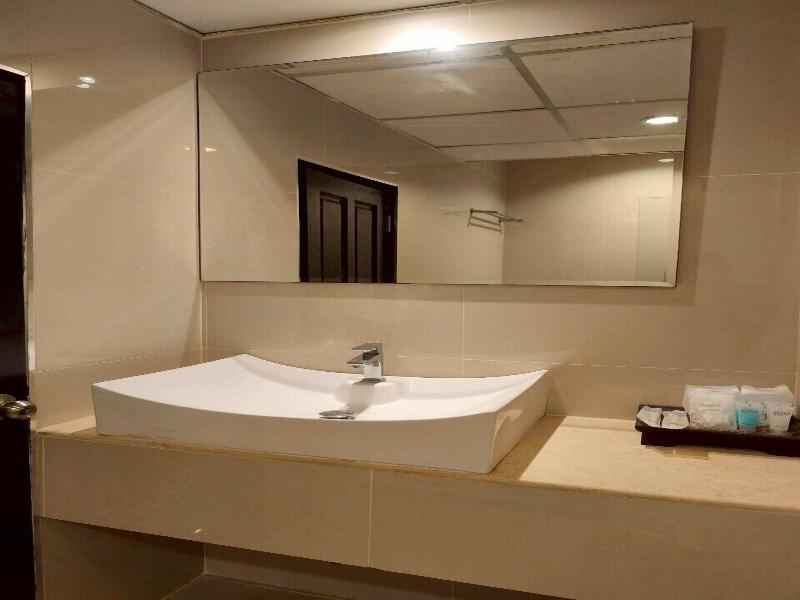Avana Laemchabang Hotel image