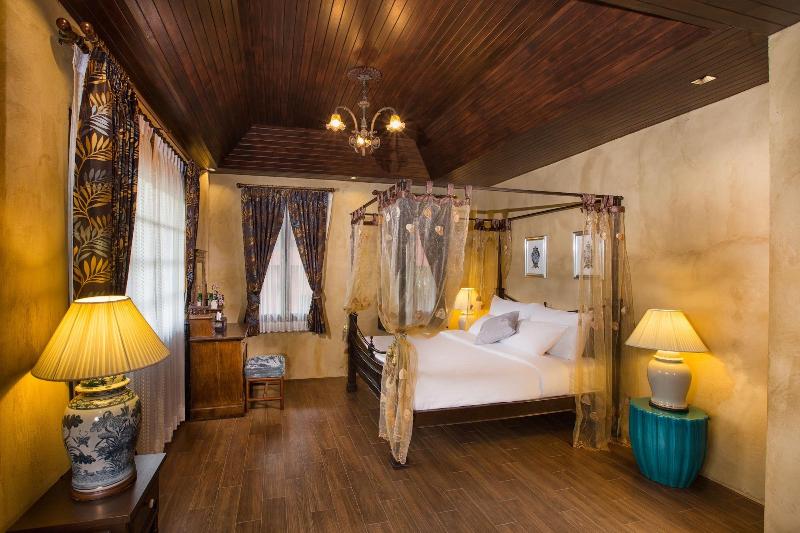 Tree Tara Resort image