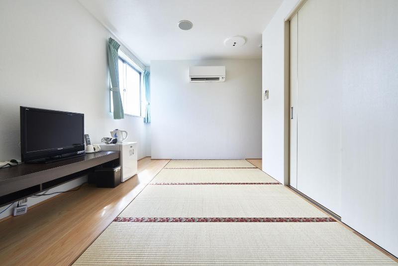Hotel Select Inn Saitama Moroyama image