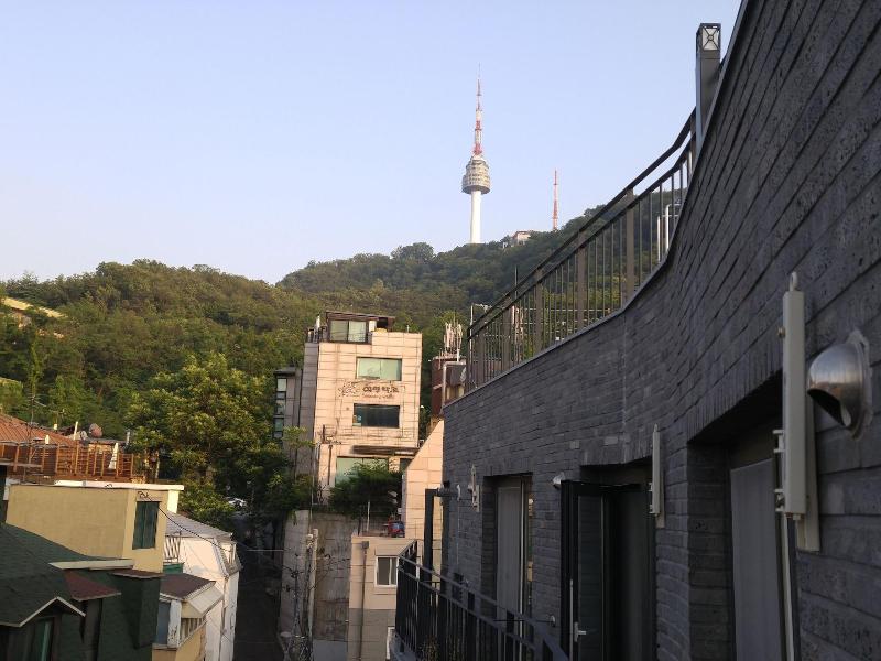 Myeongdong Artmonstay Guesthouse image