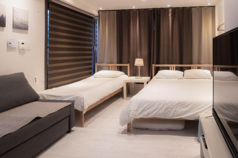 Myeongdong Artmonstay Guesthouse image