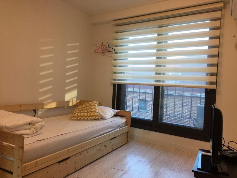 Myeongdong Artmonstay Guesthouse image