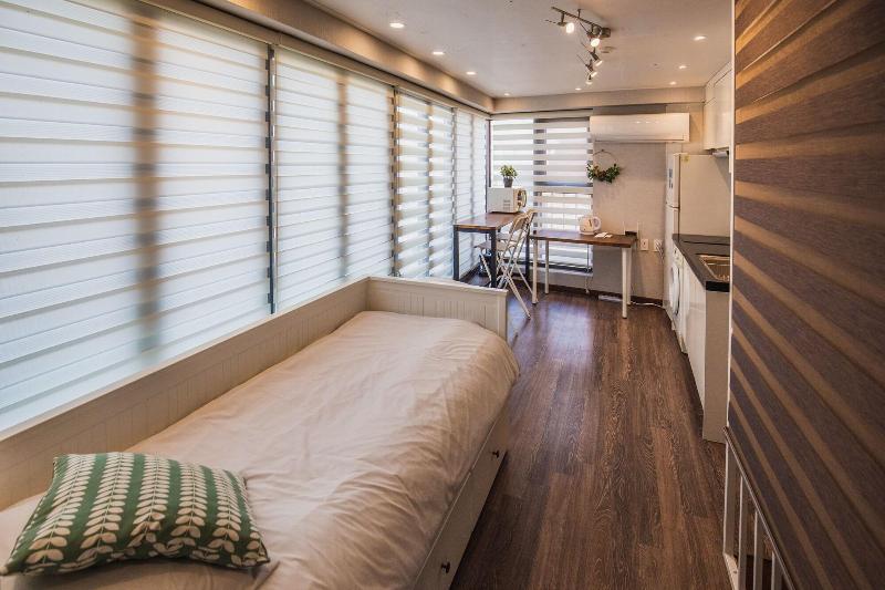 Myeongdong Artmonstay Guesthouse image