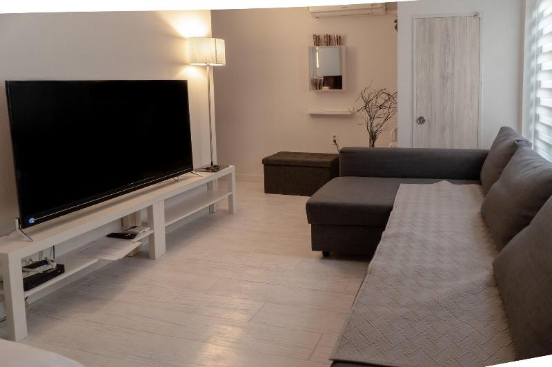 Myeongdong Artmonstay Guesthouse image