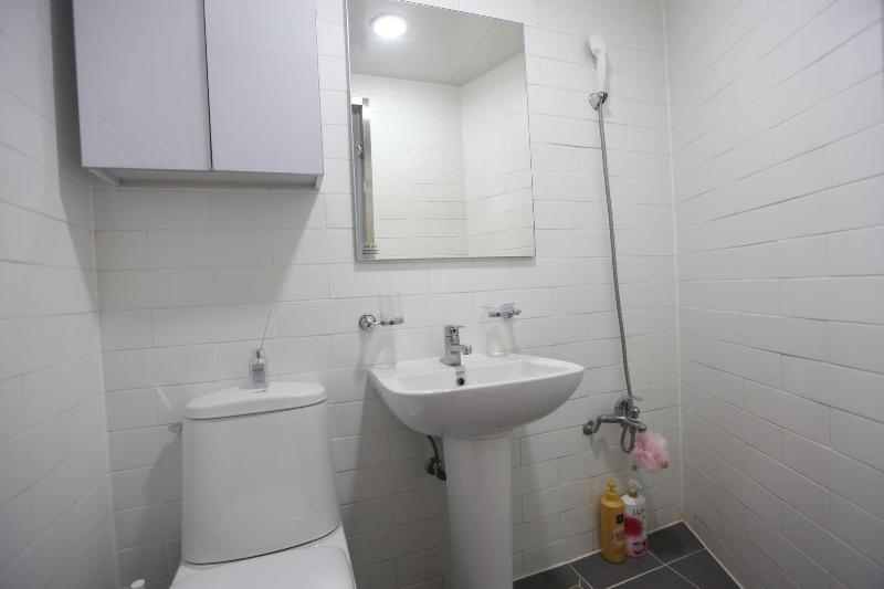 Myeongdong Artmonstay Guesthouse image